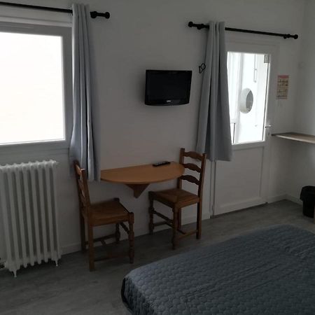 Le Breton Otel Basse-Indre Dış mekan fotoğraf